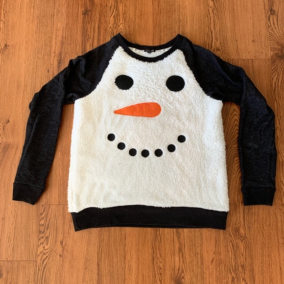 Cozy Sweatshirt - Picture 1 of 2